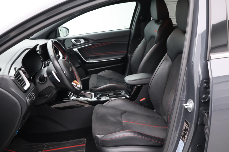 Kia ProCeed 1,6 T-GDi 150kW GT DCT CZ DPH