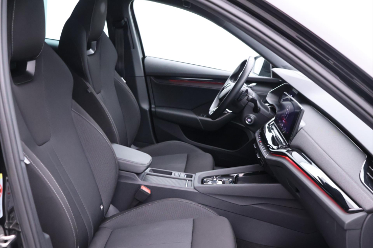 Škoda Octavia 2,0 TDI 110kW DSG Sportline DPH