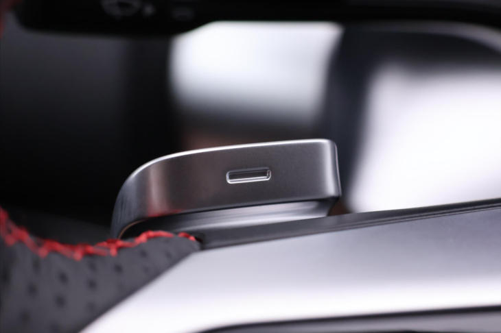 Mercedes-Benz GLB 2,0 200d 4MATIC AMG Premium