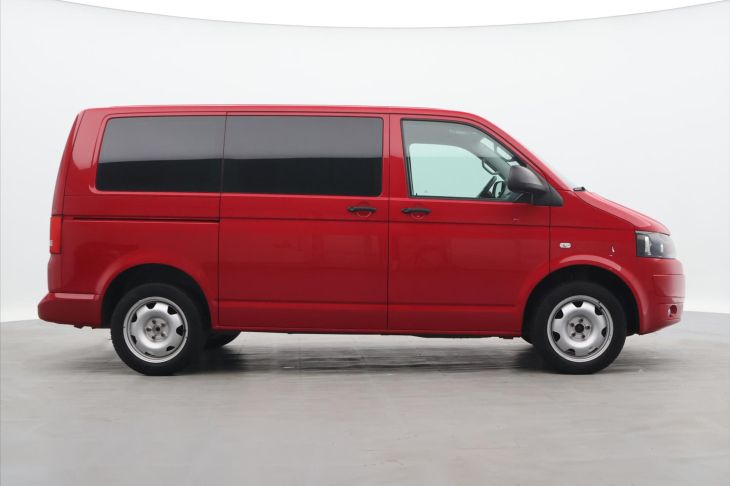 Volkswagen Multivan 2,0 TDI 103KW 7 Míst