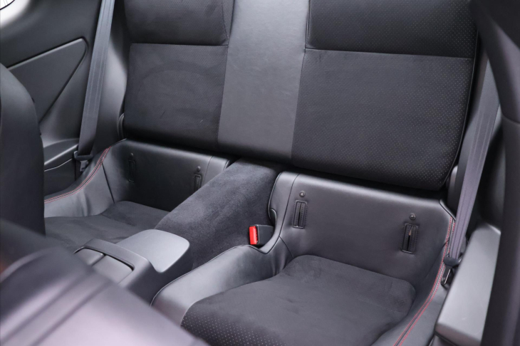 Subaru BRZ 2,4 i 172kW Aut. 1.Majitel CZ