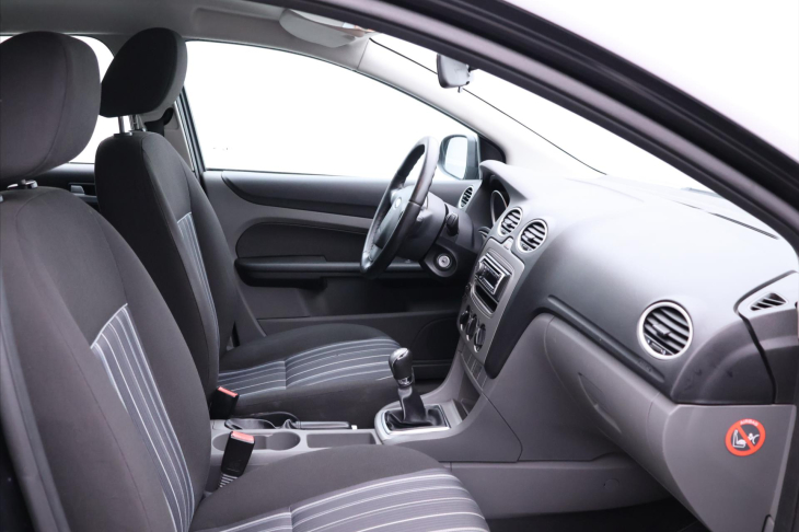 Ford Focus 1,4 i 59kW Tažné STK 05/27