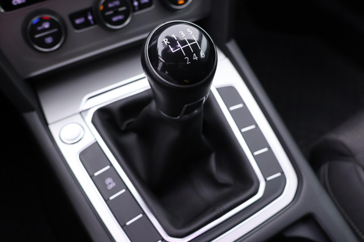 Volkswagen Passat 2,0 TDI 110kW Comfortline Navi