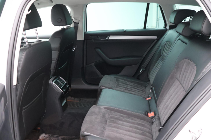 Škoda Superb 2.0 TDI DSG CZ Style Plus Kůže