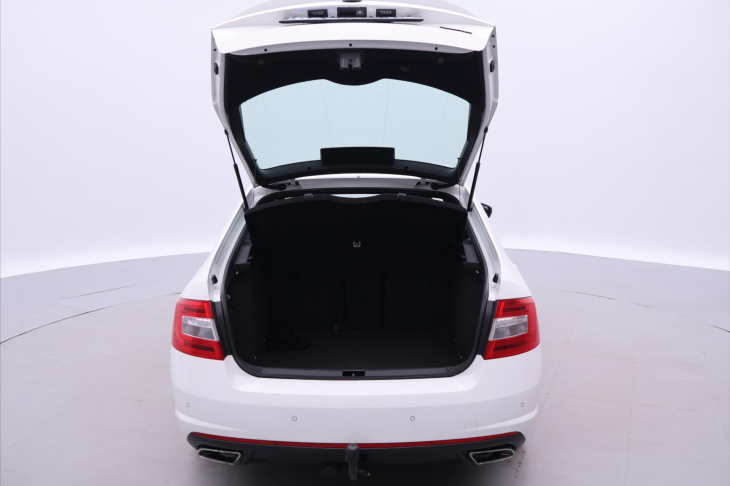 Škoda Octavia 2,0 TSI 162kW DSG Navi RS CZ