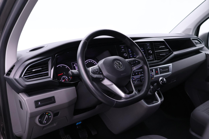 Volkswagen Caravelle 2,0 TDI 110kW CZ Tažné