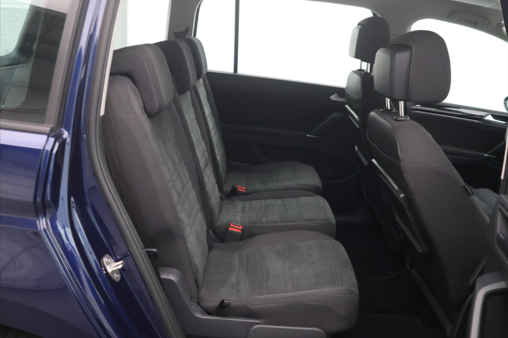 Volkswagen Touran 2,0 TDI 110kW DSG LED DPH