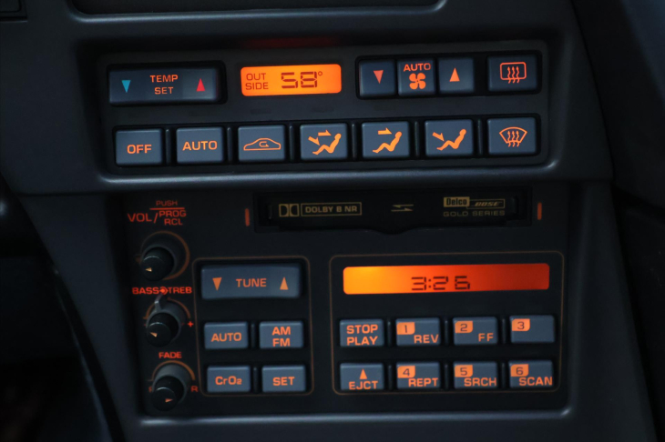 Chevrolet Corvette 5,7 TPI V8 208 kW DPH