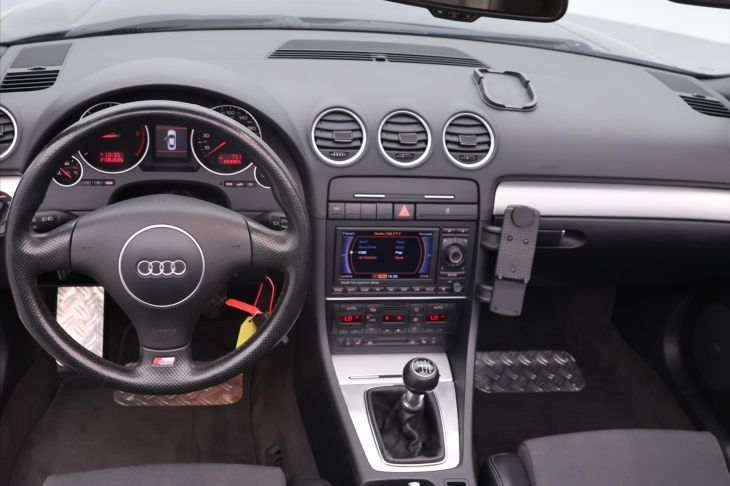 Audi A4 2,5 TDI  120kW MAN Cabriolet
