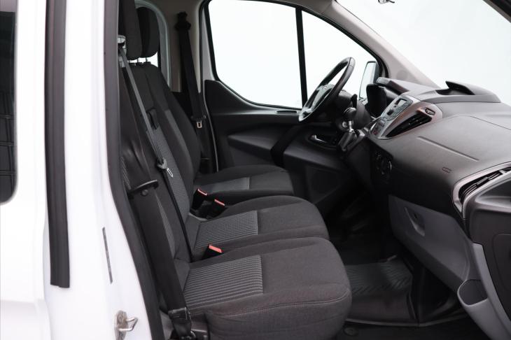 Ford Transit Custom 2,0 TDCi 96kW 6-Míst CZ DPH