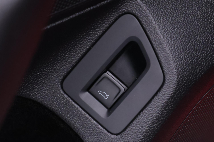 Volkswagen Passat 2,0 TDI DSG Business Panorama