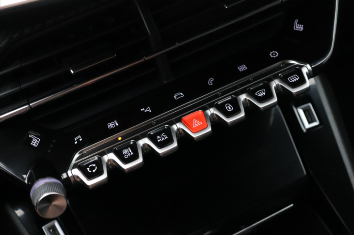Peugeot 2008 1,2 PT114kW CZ GT-line