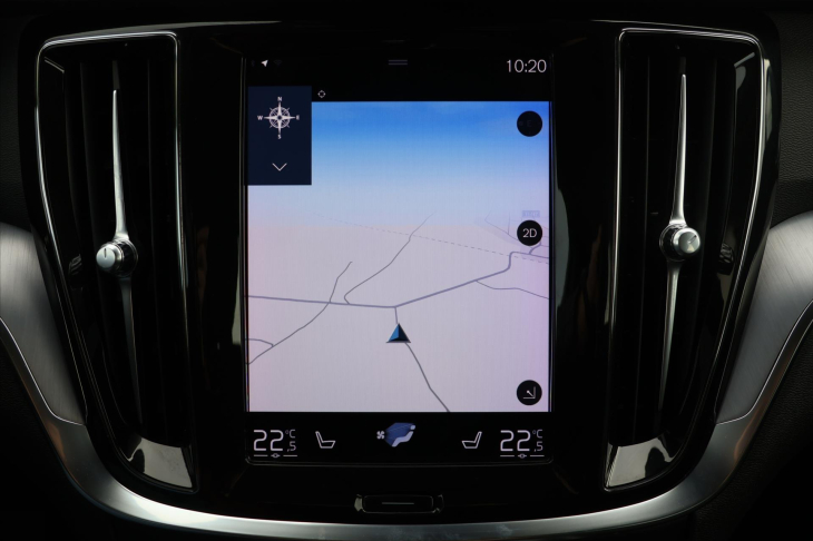 Volvo V60 2,0 D4 145kW Aut. LED Navi DPH