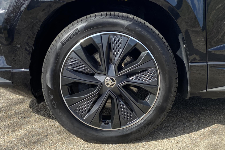 Škoda Karoq 2,0 TDI DSG Sportline 4x4 DPH