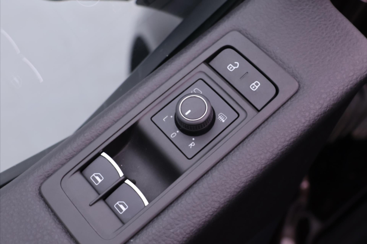 Volkswagen Multivan 2,0 TDI 150kW DSG 4M Serv.kn.