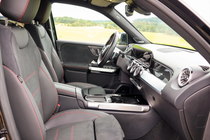 Mercedes-Benz GLB 2,0 200d 4Matic AMG Premium