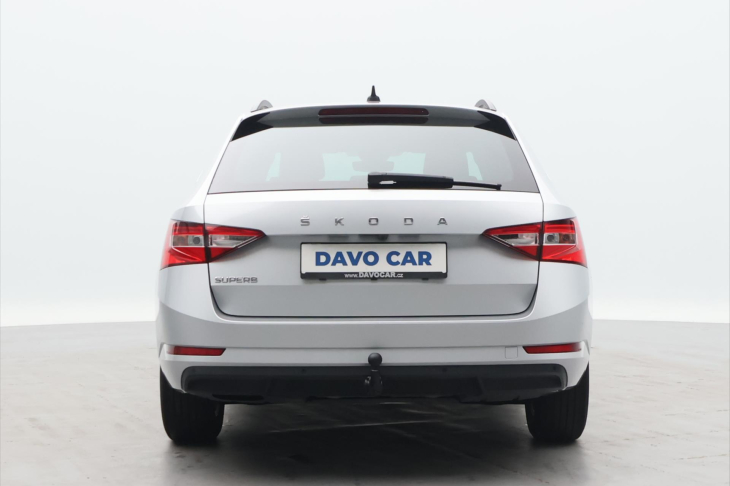 Škoda Superb 2.0 TDI 110kW DSG LED 1Maj DPH
