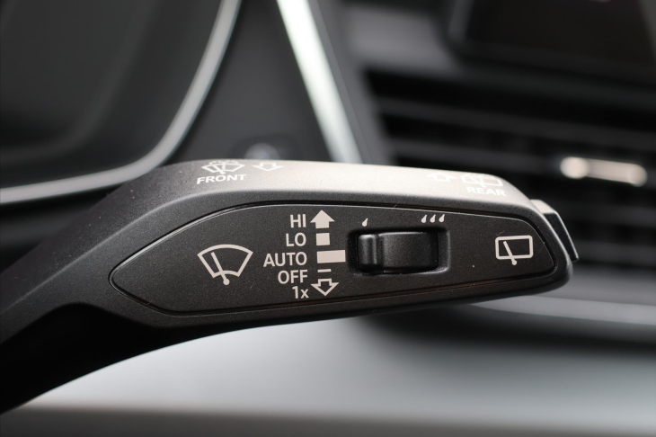 Audi Q5 2,0 40TDI S-line quattro DPH