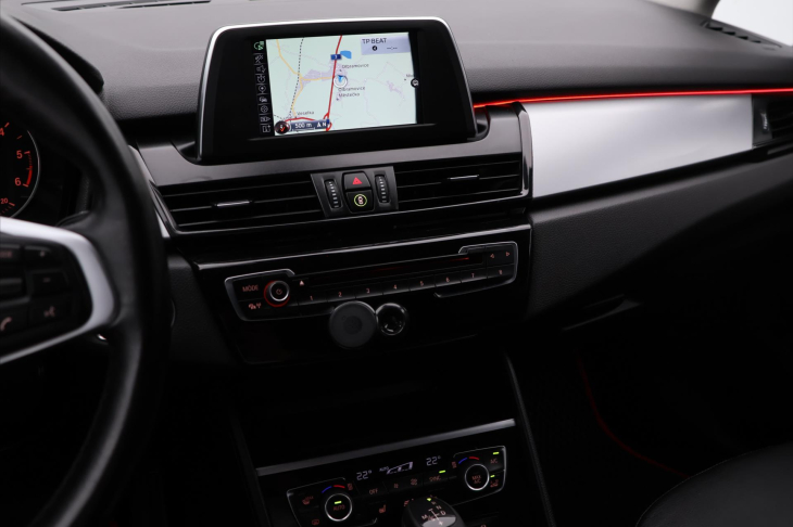 BMW Řada 2 1,5 218d 85kW Sport line Aut.