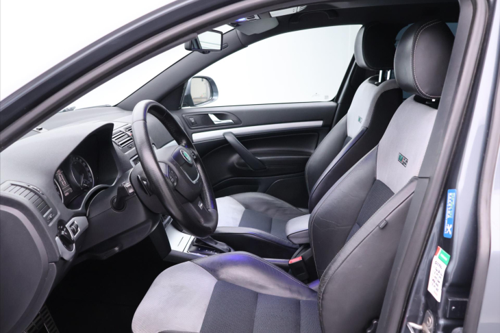 Škoda Octavia 2,0 TDI 125kW DSG Aut.klima RS