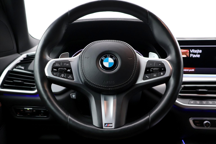 BMW X5 3,0 Xdrive40d AT Pano DPH