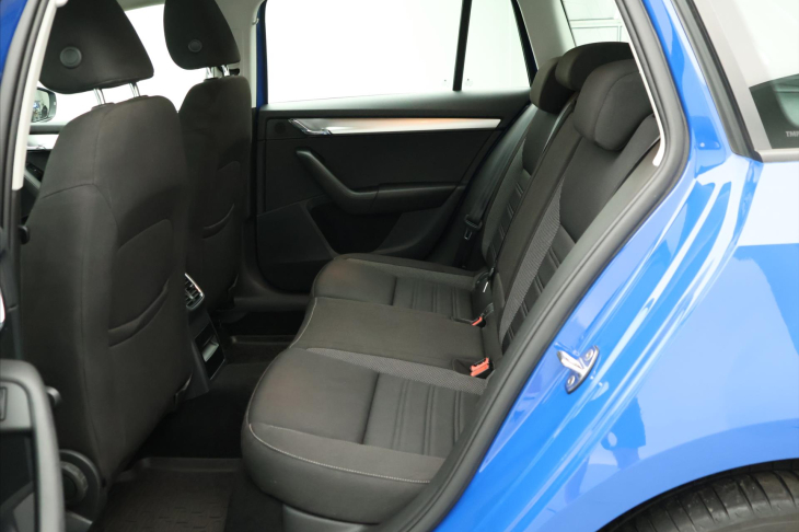 Škoda Octavia 1.6 TDI 85kW Ambition CZ