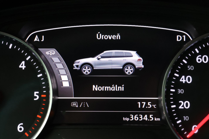 Volkswagen Touareg 3,0 TDI V6 DSG R-LINE CZ 4M