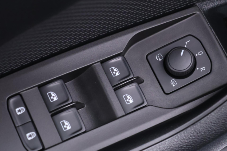 Škoda Octavia 1,0 eTSI DSG Style Plus DPH