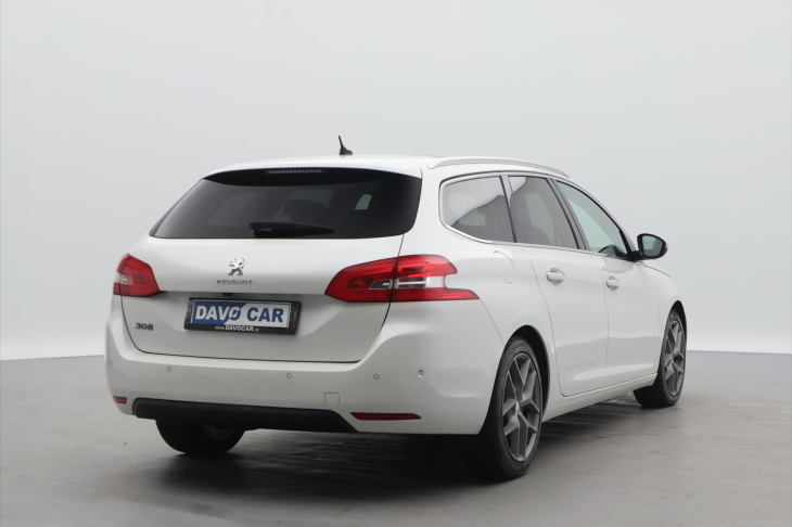 Peugeot 308 1,2 PT 96kW Allure LED Pano