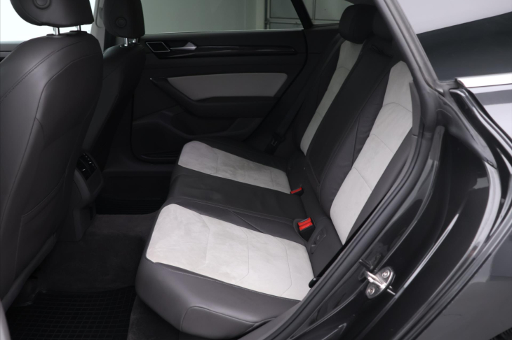Volkswagen Arteon 2,0 TDi 140kW 4Motion DSG Elegance DPH