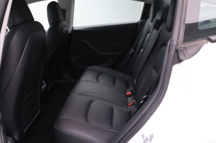 Tesla Model 3 Long Range 60kWh RWD DPH