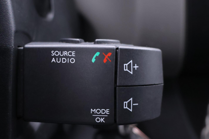 Renault Trafic 1,6 DCi 89kW Klima 9-Míst L2