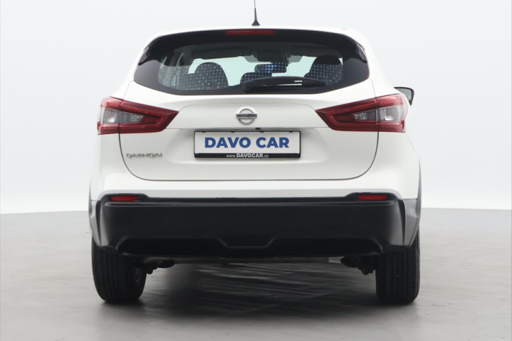 Nissan Qashqai 1,3 DiG-T Acenta CZ 1.Maj