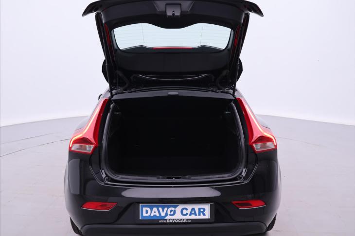 Volvo V40 2,0 D2 Winter Packet LED