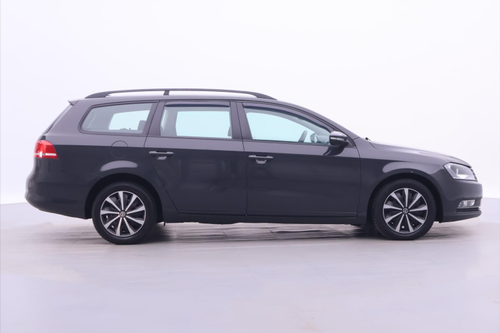 Volkswagen Passat 2,0 TDI 103kW Navi Serv.Kniha