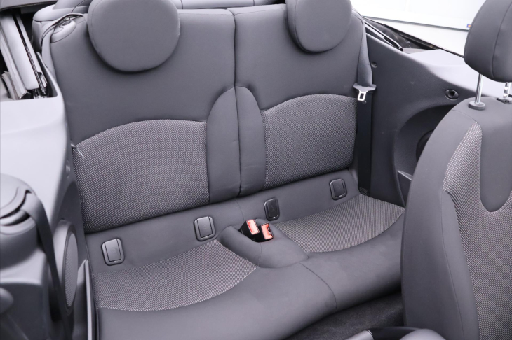 Mini One 1,6 i 72kw Cabrio serv. kniha