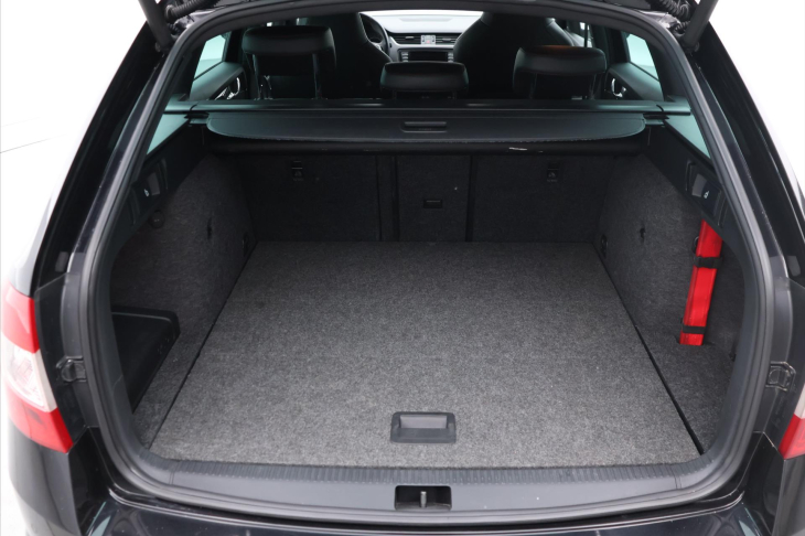 Škoda Octavia 2,0 TSI 162kW DSG Challenge