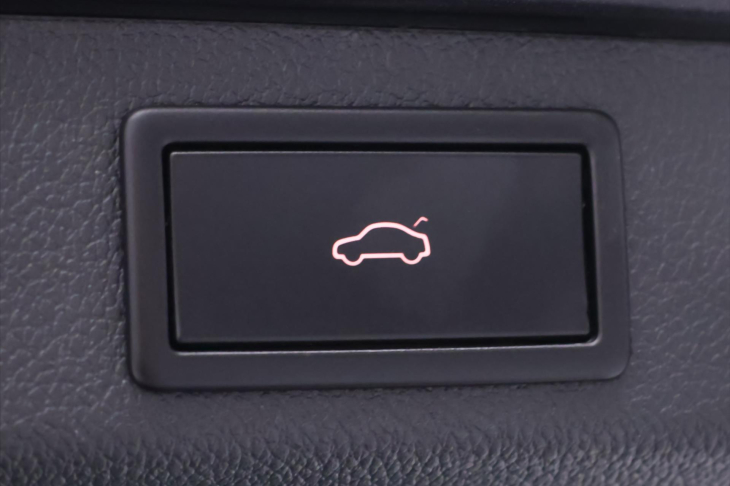 Škoda Superb 2,0 TDI 147kW 4x4 Scout DPH