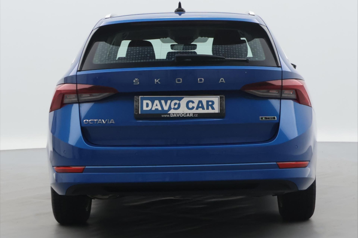 Škoda Octavia 1,5 TSI 110kW DSG CZ Style DPH