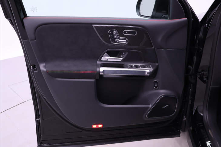 Mercedes-Benz GLB 2,0 200d 4Matic AMG Premium