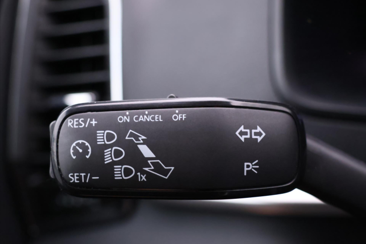 Škoda Karoq 1,0 TSI Style Virtual 1.Maj DPH