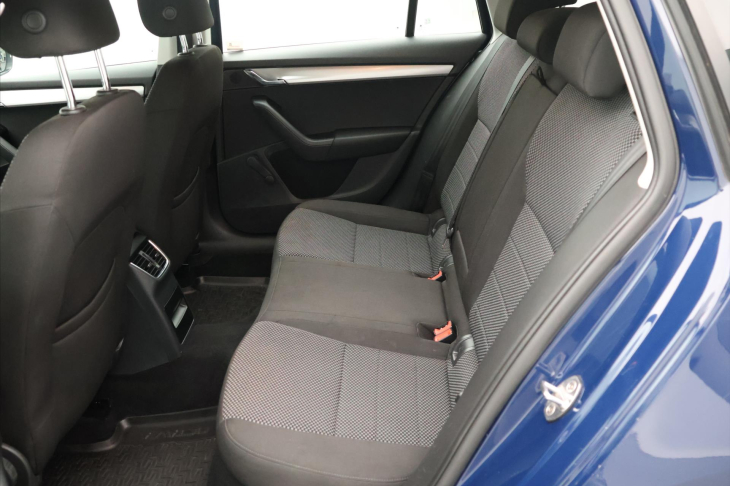 Škoda Octavia 1,6 TDI CZ Serv.Kniha Tažné