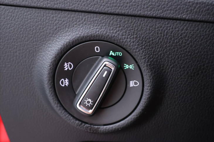 Škoda Superb 2,0 TDI DSG L&K 1.Maj. DPH