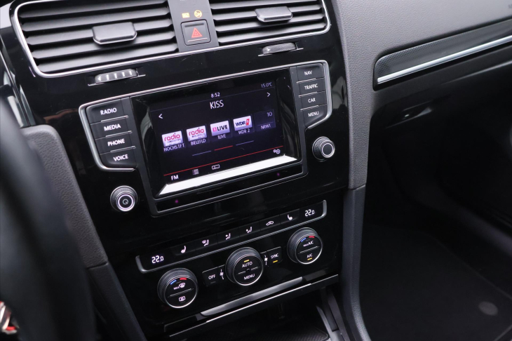 Volkswagen Golf 1,4 TSI Highline Bi-xenon