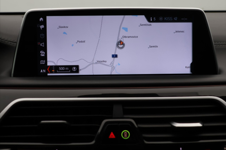 BMW Řada 7 4,4 750i 330kW xDrive DPH