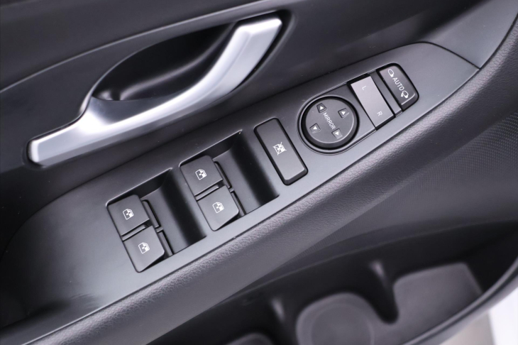 Hyundai i30 1,0 T-GDI 88kW Smart 1.Maj DPH