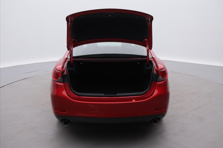 Mazda 6 2.0 107kW Center-Line