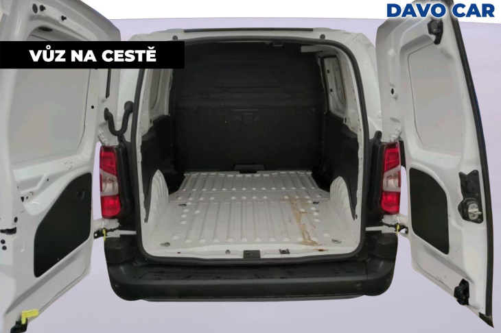 Peugeot Partner 1,2 81kw L1 CZ DPH