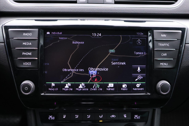 Škoda Superb 2,0 TDI 110kW DSG Style Plus