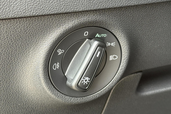 Škoda Karoq 2,0 TDI Sportline 4x4 DSG 1.maj